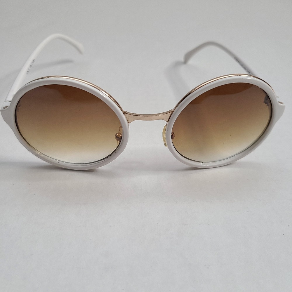 White Round Fashion Sunglasses